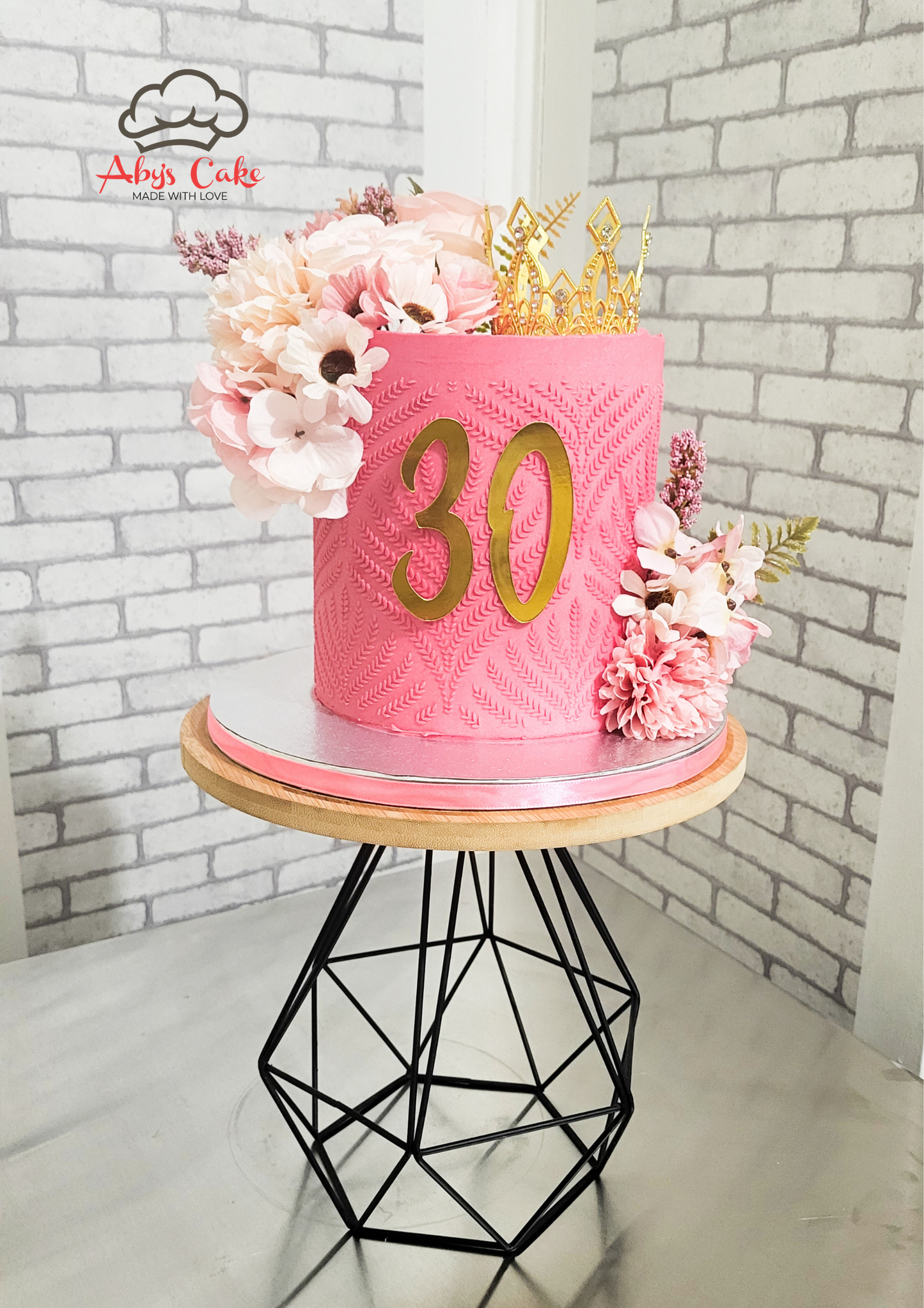 Stencil Floral Cake
