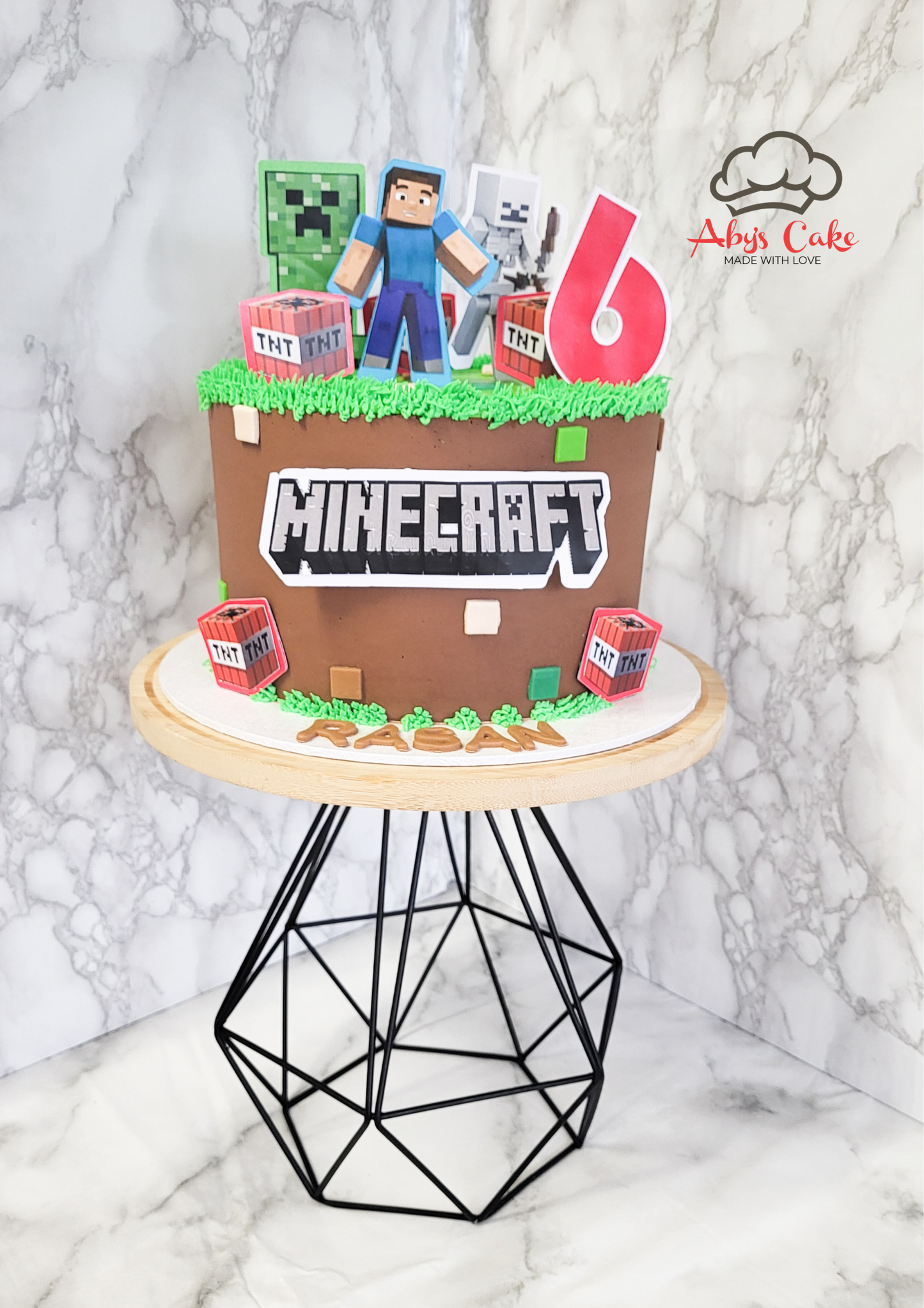 Minecraft Cake