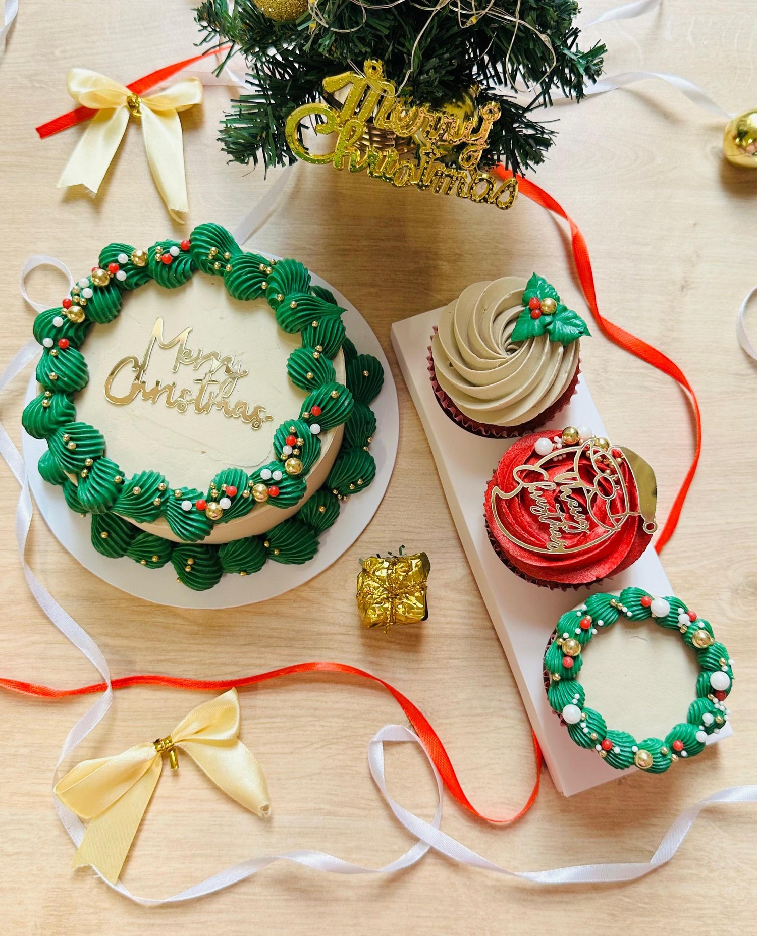 Christmas Sweet Treat Box