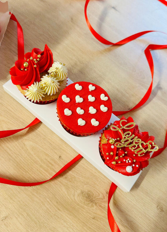Box of 3 Christmas Cupcakes